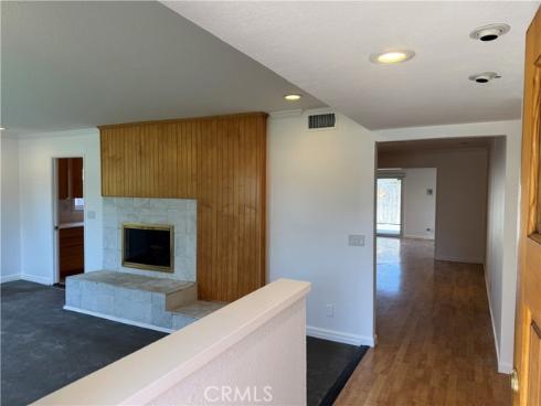 272 Bucknell Road, Costa Mesa, CA