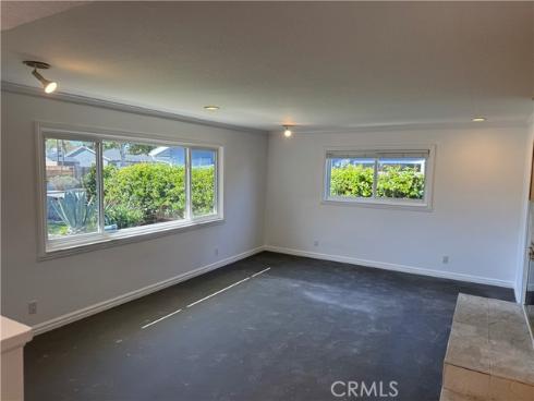 272 Bucknell Road, Costa Mesa, CA