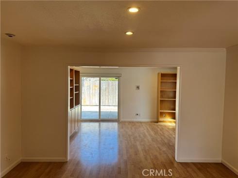 272 Bucknell Road, Costa Mesa, CA