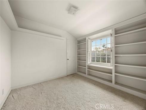 490 E 16th Street, Costa Mesa, CA