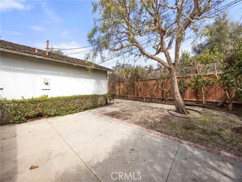490 E 16th Street, Costa Mesa, CA