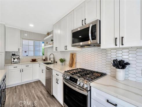 587 Traverse Drive, Costa Mesa, CA