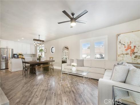 2197 Santa Ana , Costa Mesa, CA