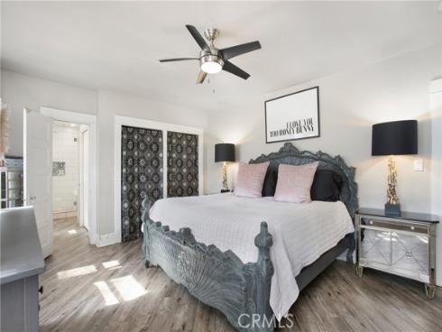 2197 Santa Ana , Costa Mesa, CA