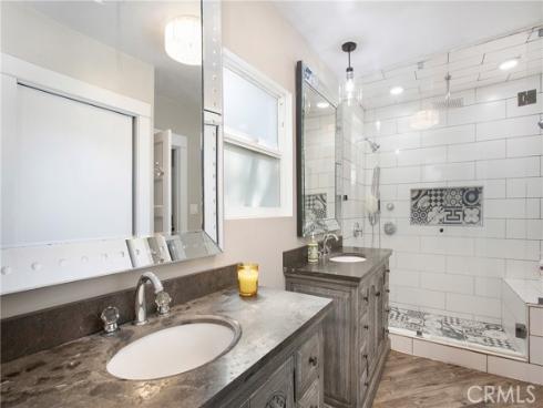 2197 Santa Ana , Costa Mesa, CA