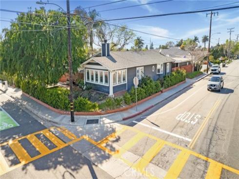 2197 Santa Ana , Costa Mesa, CA