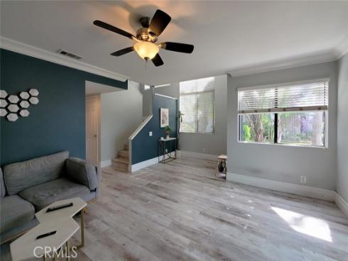 2512 Santa Ana 9 Avenue, Costa Mesa, CA