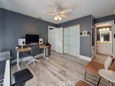 2512 Santa Ana 9 Avenue, Costa Mesa, CA