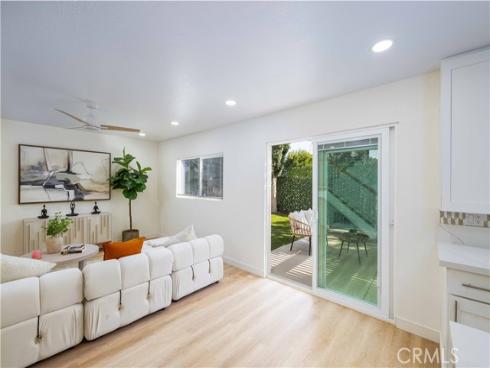 921  Dahlia   Avenue, Costa Mesa, CA