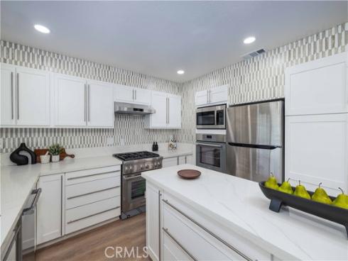 921  Dahlia   Avenue, Costa Mesa, CA