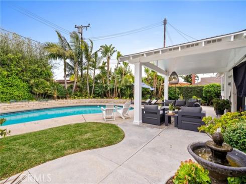 2818 Francis Lane, Costa Mesa, CA