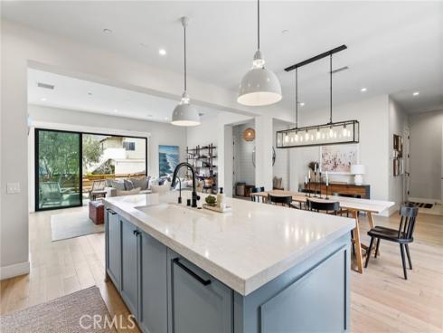 1545 Westminister Avenue, Costa Mesa, CA