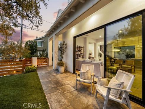 1545 Westminister Avenue, Costa Mesa, CA