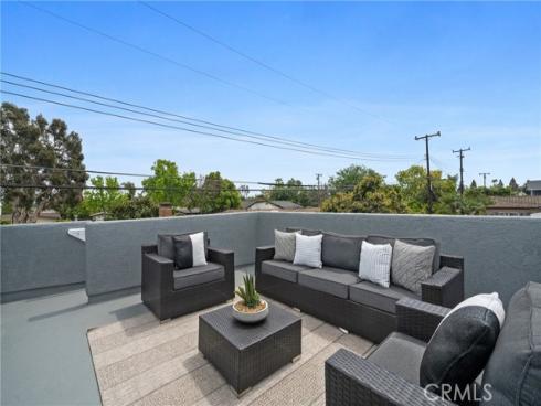 3104 Samoa Place, Costa Mesa, CA