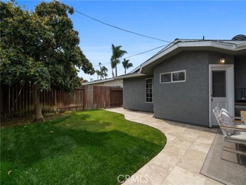 3104 Samoa Place, Costa Mesa, CA