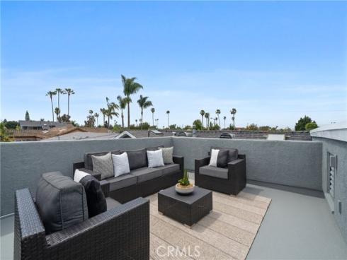 3104 Samoa Place, Costa Mesa, CA