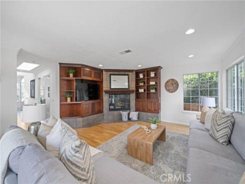 3104 Samoa Place, Costa Mesa, CA