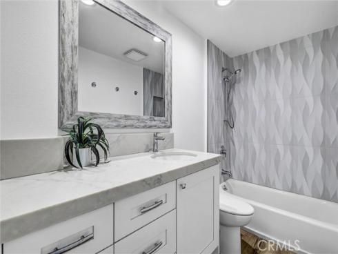 334 Tours Lane, Costa Mesa, CA