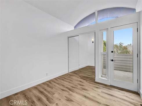 334 Tours Lane, Costa Mesa, CA