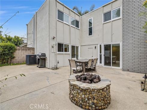 334 Tours Lane, Costa Mesa, CA