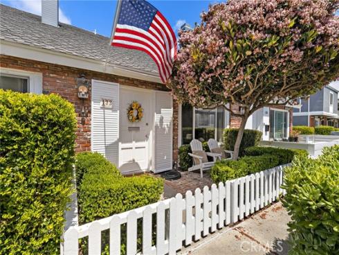 133  Morristown   Lane, Costa Mesa, CA