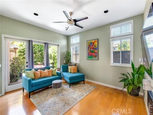 2283 La Playa Drive, Costa Mesa, CA