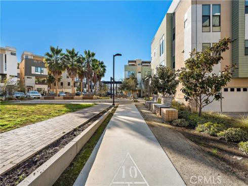 1651 Topanga , Costa Mesa, CA