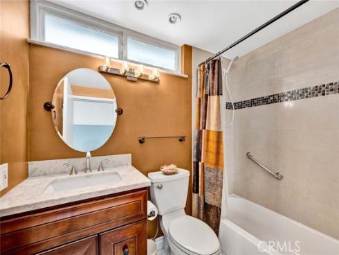 937 Carnation Avenue, Costa Mesa, CA