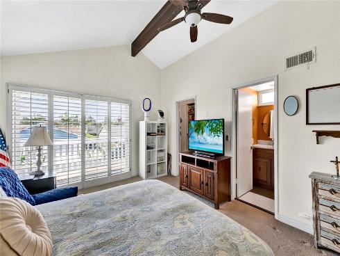 937 Carnation Avenue, Costa Mesa, CA