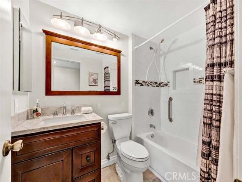 937 Carnation Avenue, Costa Mesa, CA