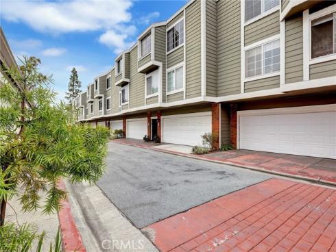 782 Wesleyan , Costa Mesa, CA