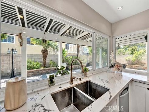 1033 Damascus Circle, Costa Mesa, CA