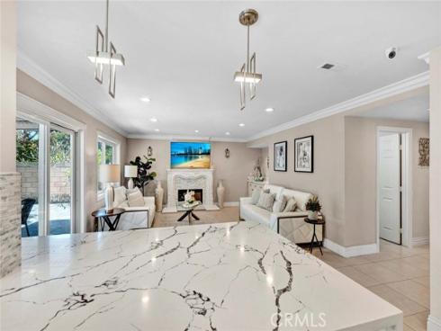 1033 Damascus Circle, Costa Mesa, CA