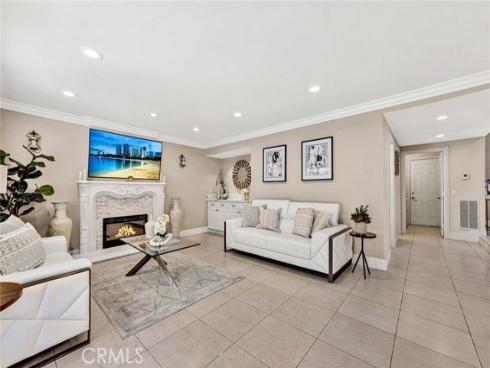 1033 Damascus Circle, Costa Mesa, CA