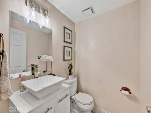 1033 Damascus Circle, Costa Mesa, CA