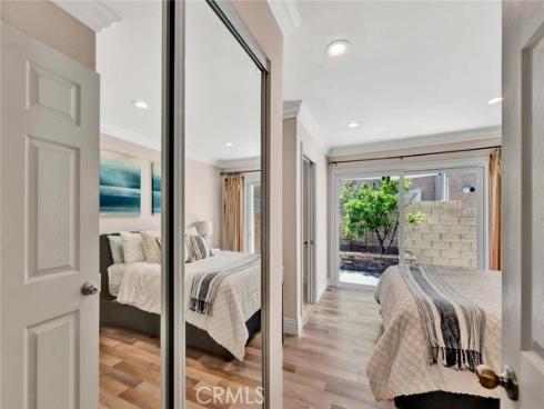 1033 Damascus Circle, Costa Mesa, CA