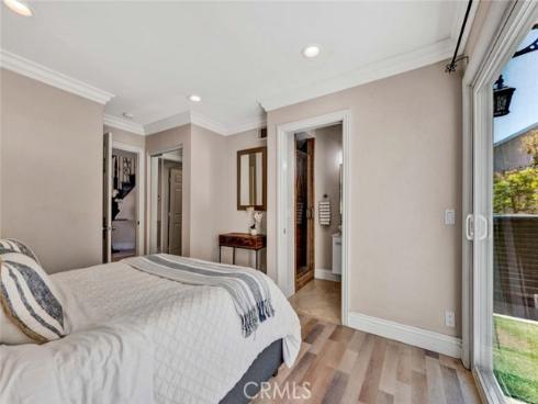 1033 Damascus Circle, Costa Mesa, CA