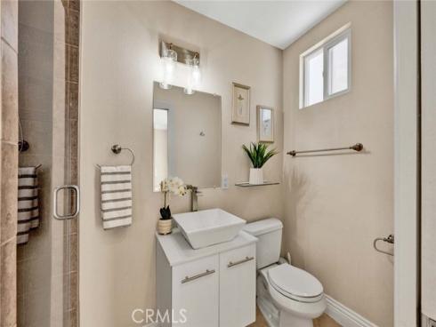 1033 Damascus Circle, Costa Mesa, CA