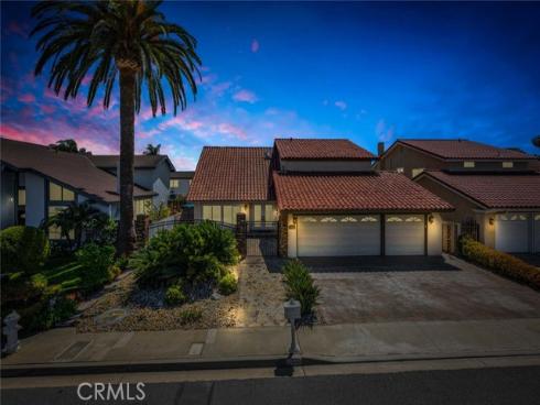 1033 Damascus Circle, Costa Mesa, CA