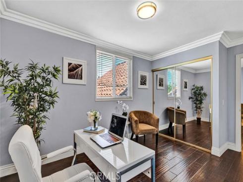 1033 Damascus Circle, Costa Mesa, CA