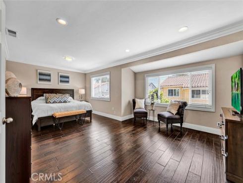 1033 Damascus Circle, Costa Mesa, CA