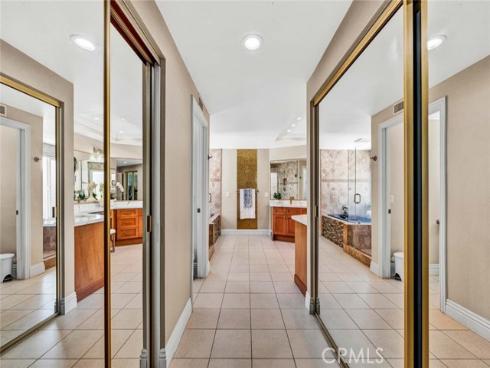 1033 Damascus Circle, Costa Mesa, CA