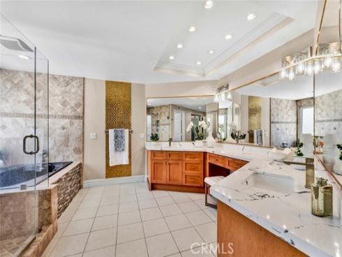 1033 Damascus Circle, Costa Mesa, CA