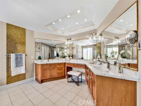 1033 Damascus Circle, Costa Mesa, CA