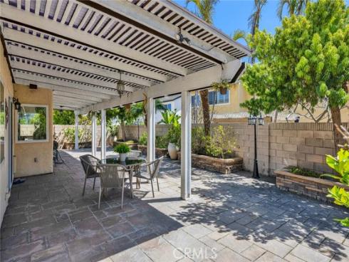 1033 Damascus Circle, Costa Mesa, CA