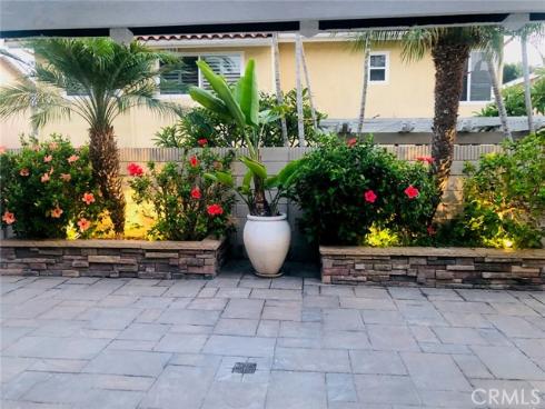 1033 Damascus Circle, Costa Mesa, CA