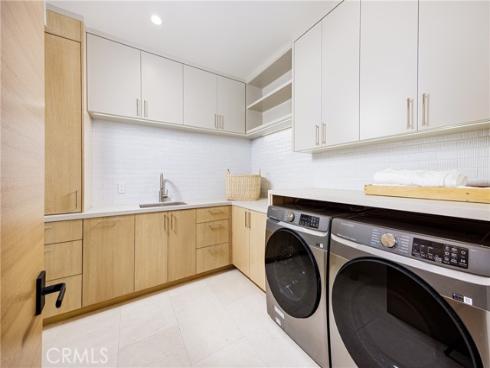 482  Costa Mesa   Street, Costa Mesa, CA