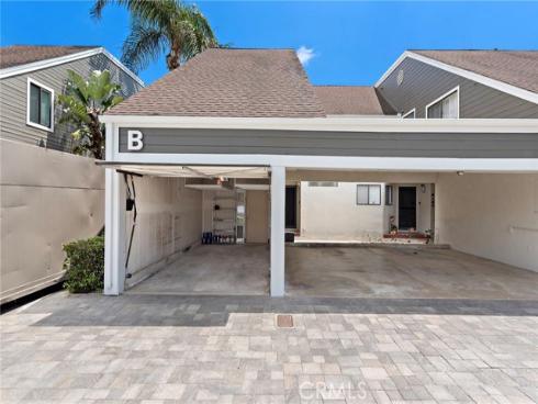 2554 Elden B101 Avenue, Costa Mesa, CA