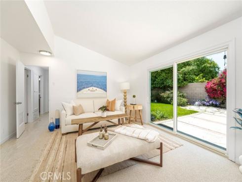 3165 Gibraltar Avenue, Costa Mesa, CA