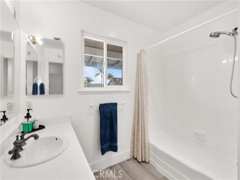 157 Yorktown Lane, Costa Mesa, CA